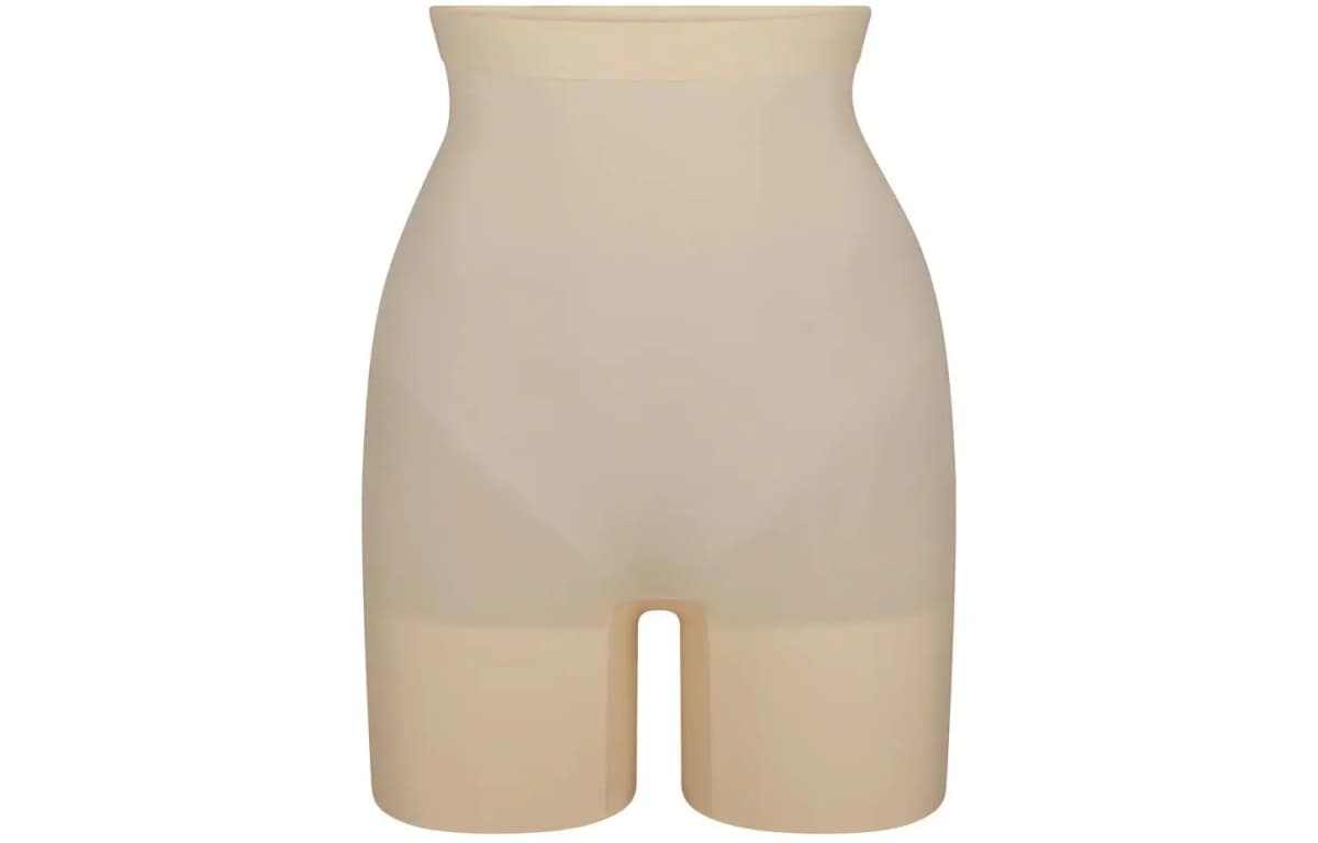 Skims Jelly Sheer Short Clay 16