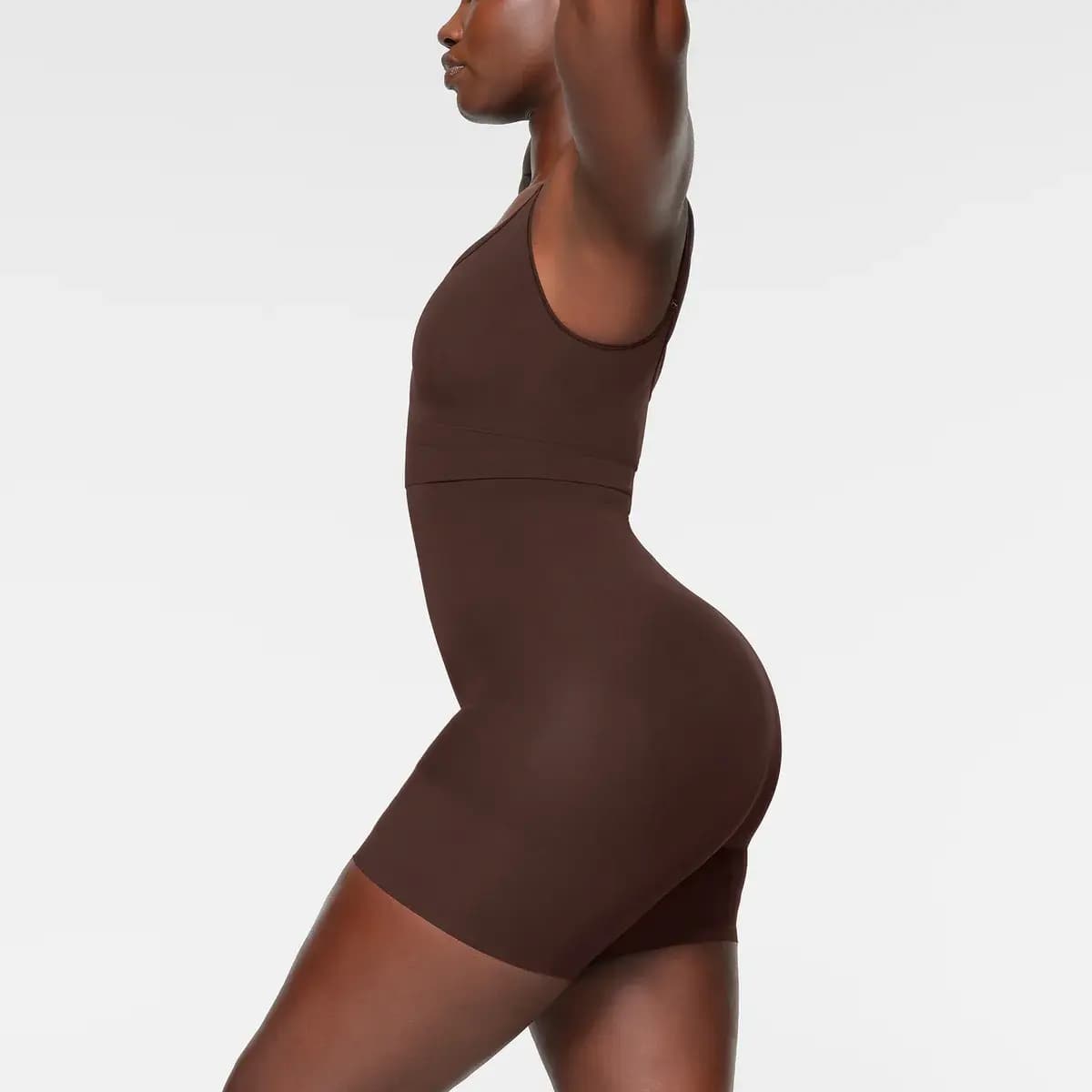 Skims Jelly Sheer Short Clay 9