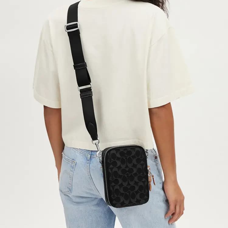 COACH Stanton Çiyin Çantası Unisex Qara 4