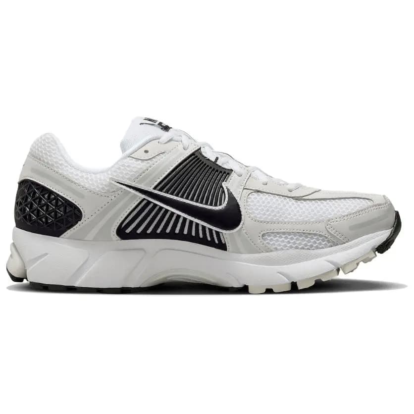 Nike Zoom Vomero 5 Ağ/Qara 2