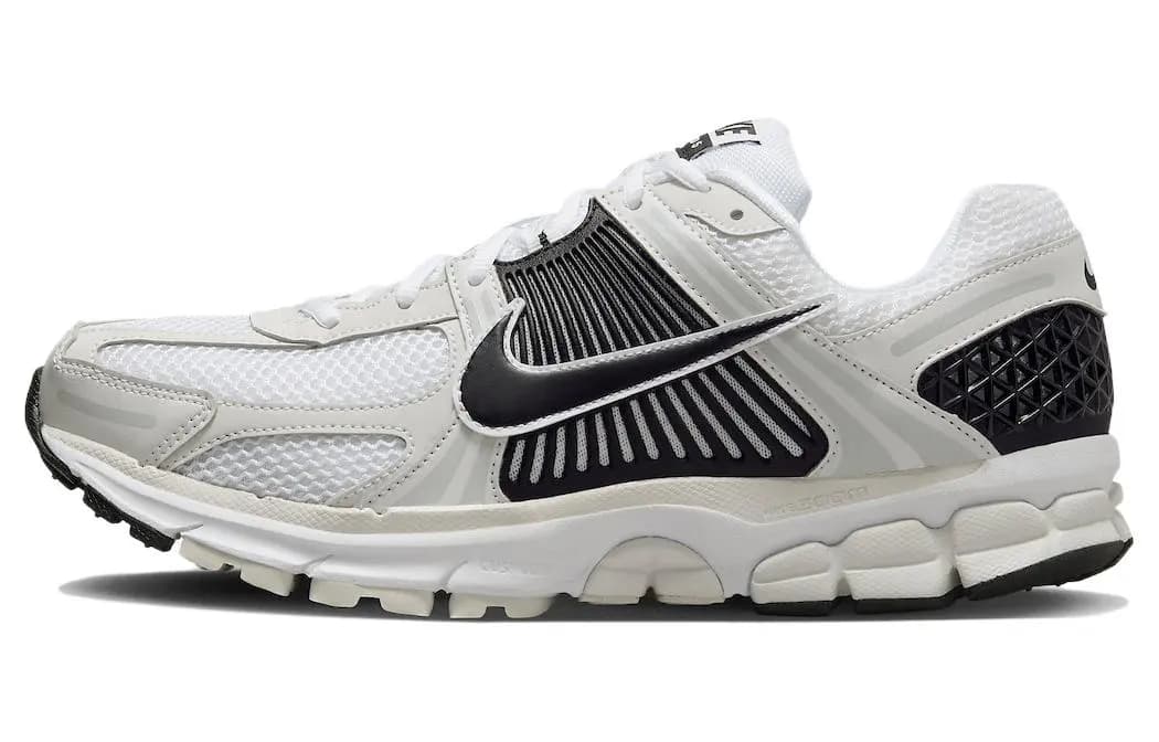 Nike Zoom Vomero 5 Ağ/Qara