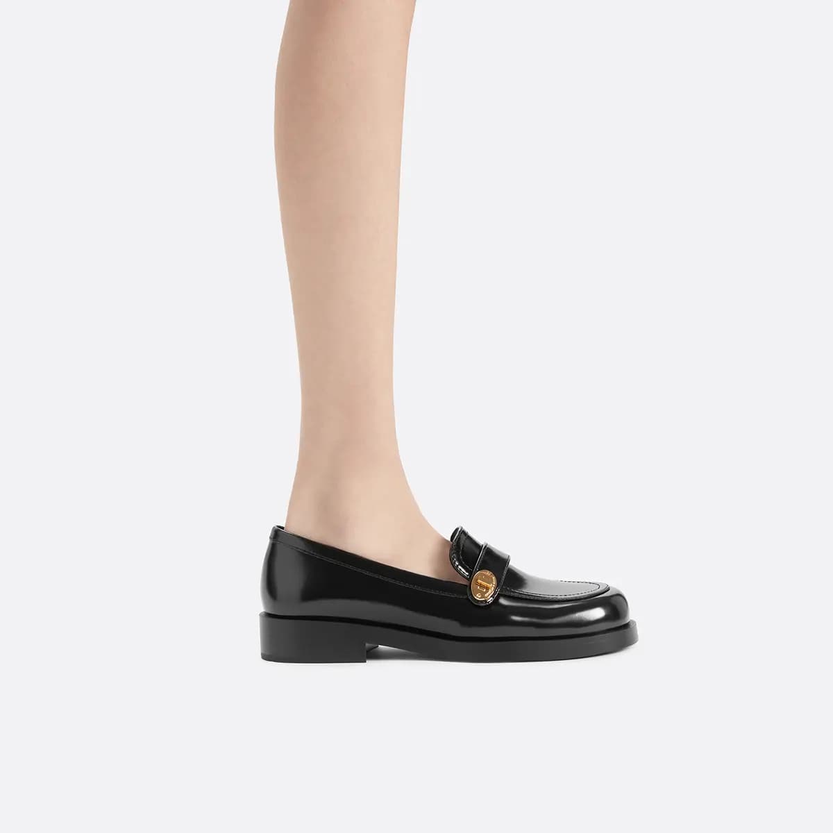 CHARLES & KEITH Vintage Metal Buckle Loafers Qadın 4