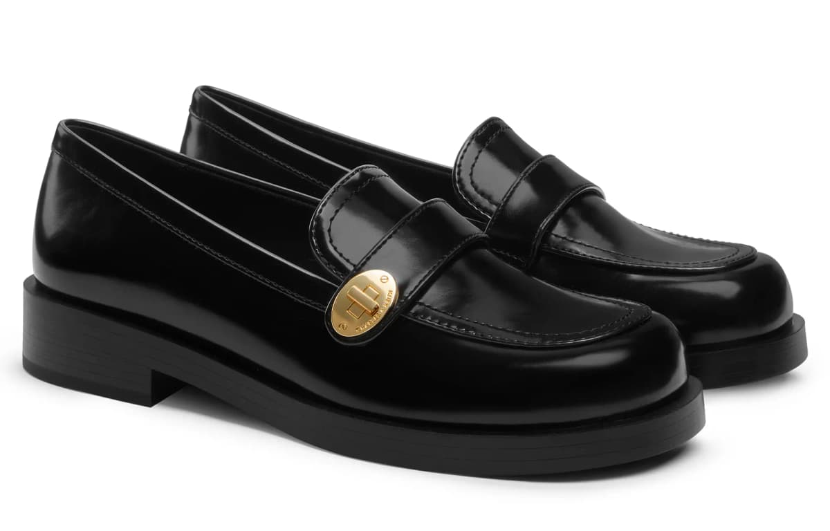 CHARLES & KEITH Vintage Metal Buckle Loafers Qadın 2