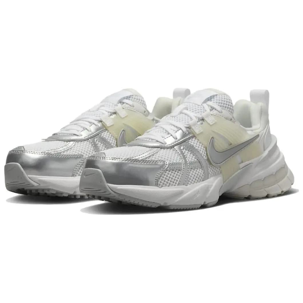 Nike V2K Run Qadın Ayaqqabısı Gümüşü 3