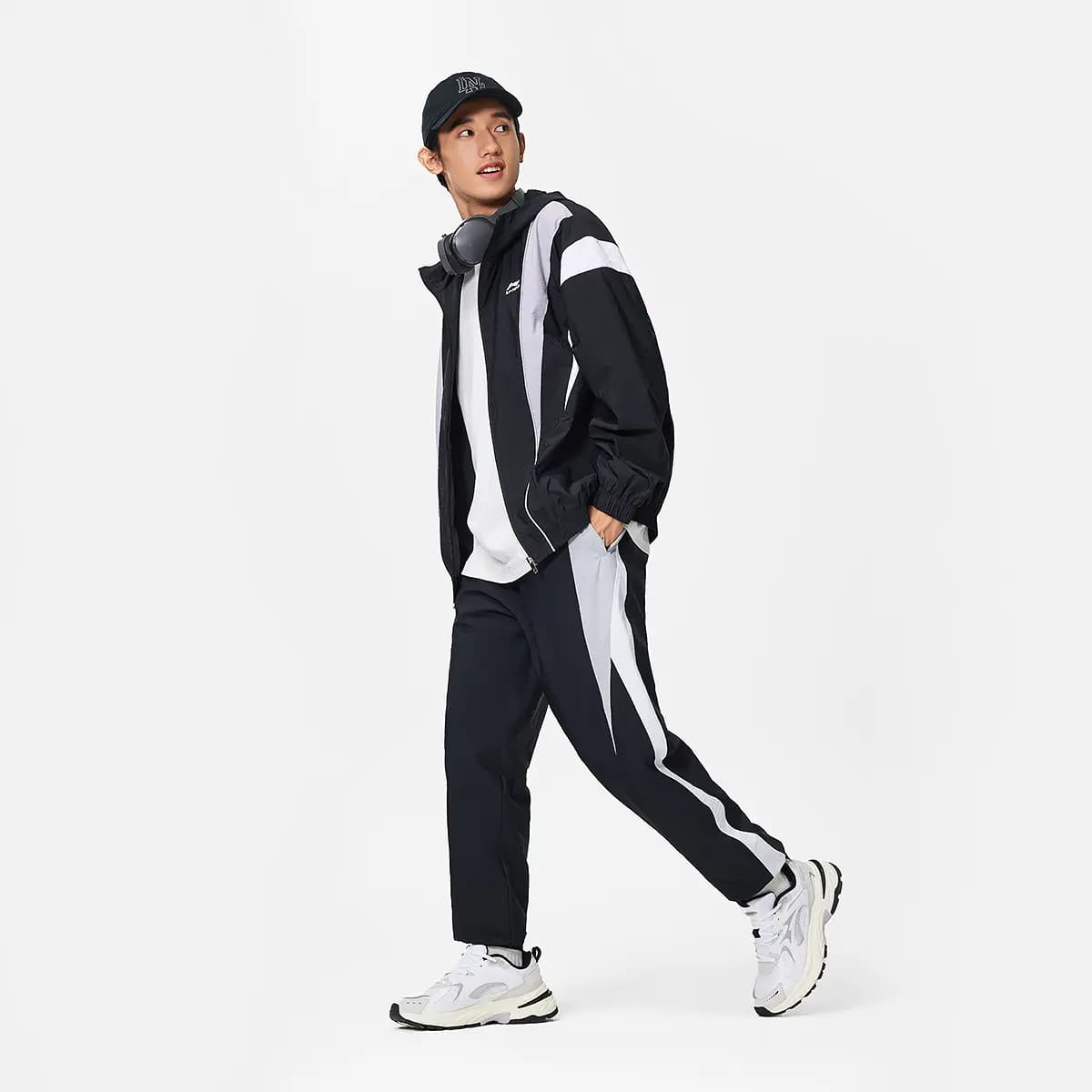 LiNing Sports Life Collection Trench Coat Kişi Qara 3