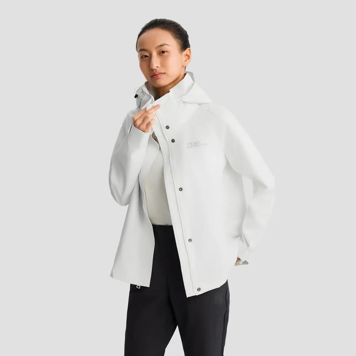 Jack Wolfskin KARANA Qadın Küləkeçirməyən Pencək 17