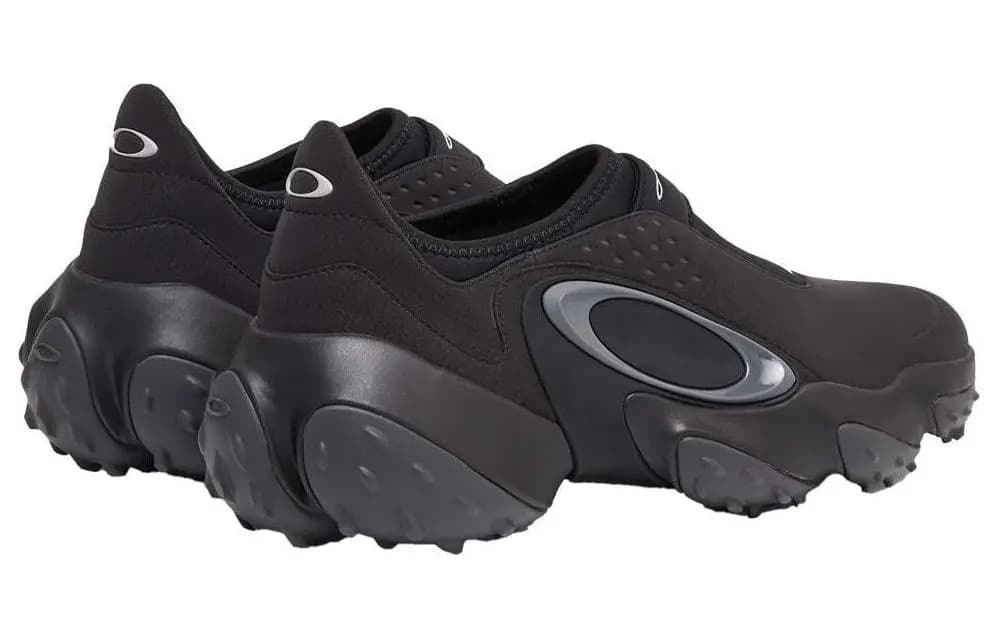 Oakley Edge Icon Slip On Qara 5