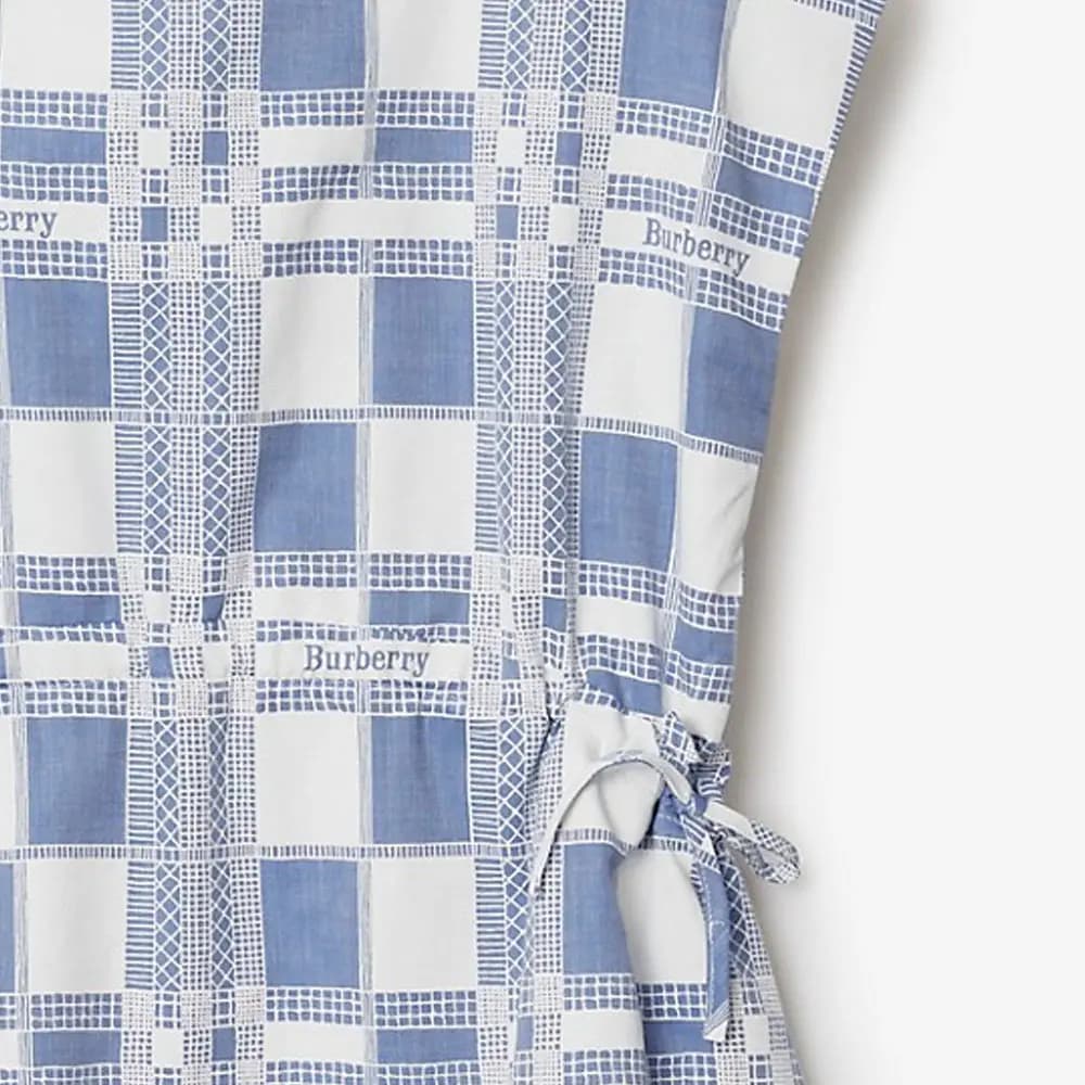 Burberry SS24 Rəng Bloklu Köynəksiz Don Uşaq Açıq Mavi 6