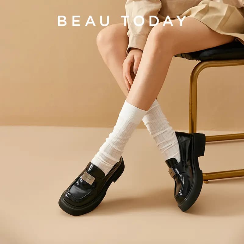 Beau Today Loafers Women's Black 6