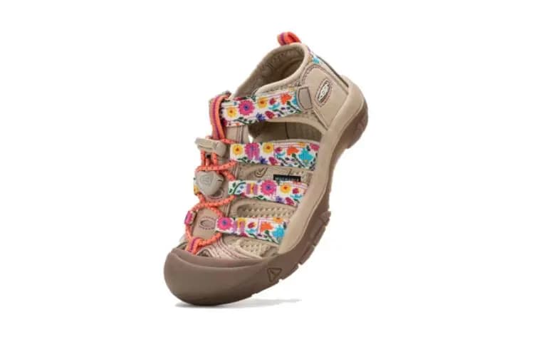 KEEN Newport H2 Slip Resistant Cushioning Abrasion Resistant Low Top Kids' Outdoor Shoes Brown Teenagers 3