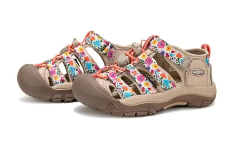 KEEN Newport H2 Slip Resistant Cushioning Abrasion Resistant Low Top Kids' Outdoor Shoes Brown Teenagers 2