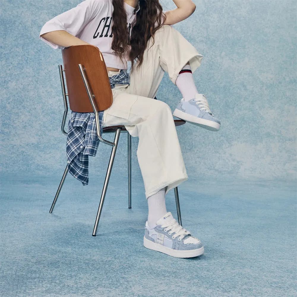 Champion Low Top Skateboard Shoes Unisex Light Blue 6