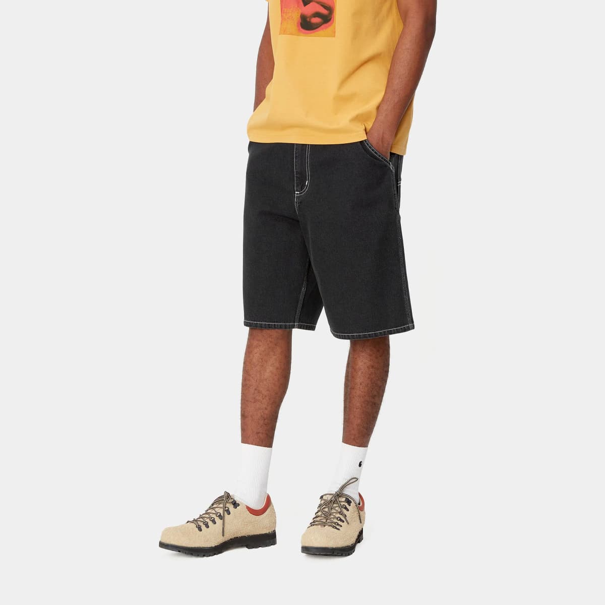 Carhartt WIP SS24 Simple Short Kişi Denim Şortu Yuyulmuş Qara 4