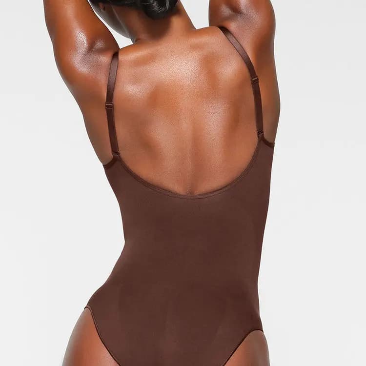 SKIMS SEAMLESS SCULPT BRIEF Qadın Bodisi Cocoa 3