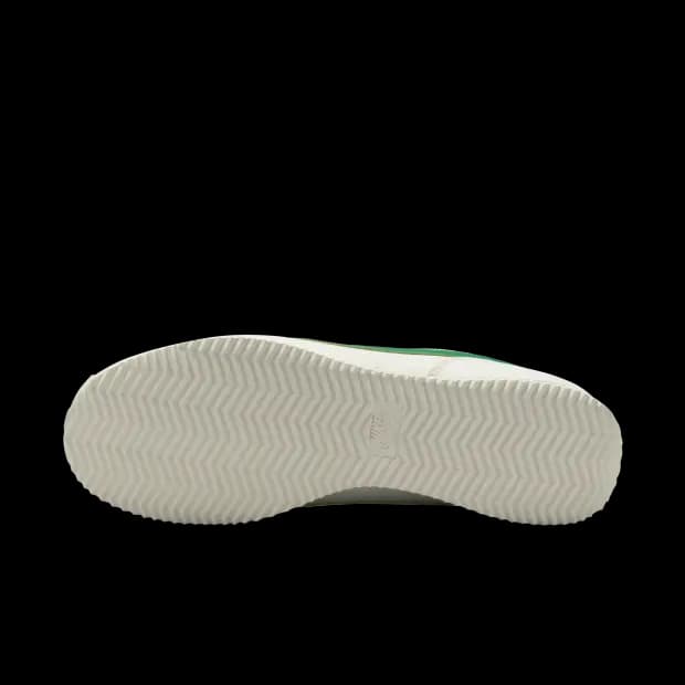 Nike Cortez Sail Stadium Green 6